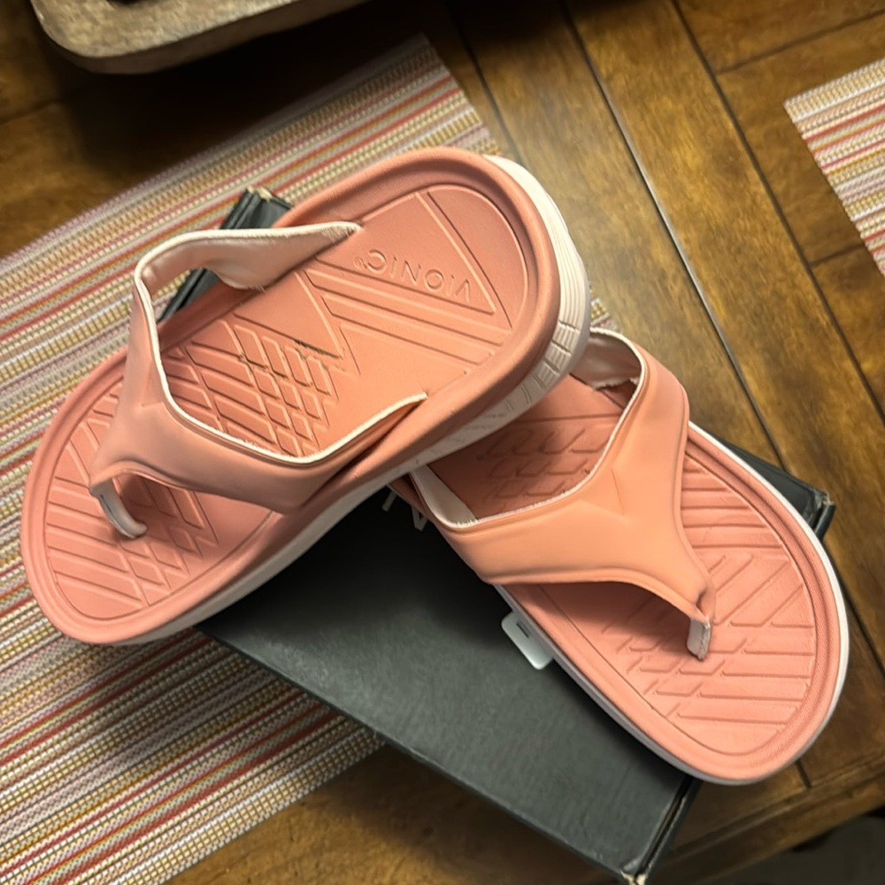 Vionic Restore Sandal in Terracota